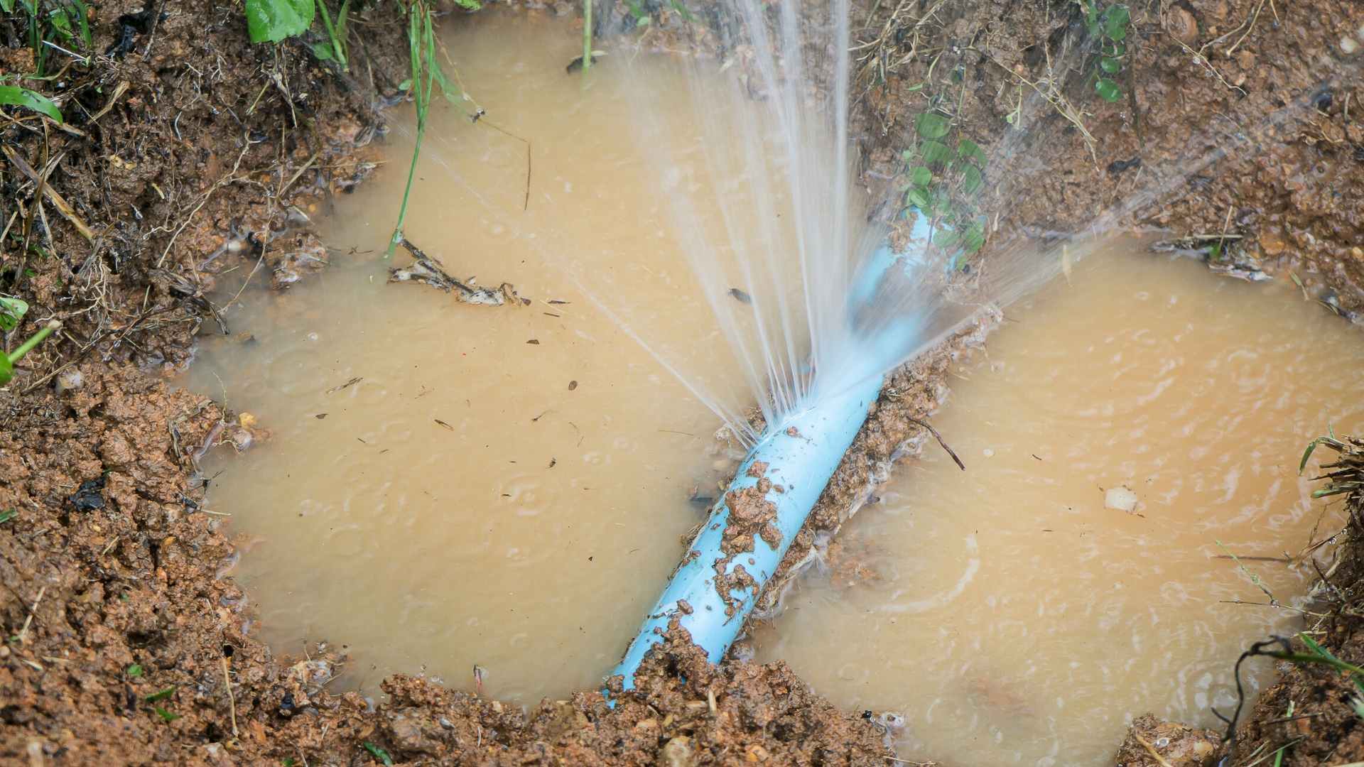 Pipe Burst - 5 Steps To Follow If You Discover A Pipe Burst On Your Property